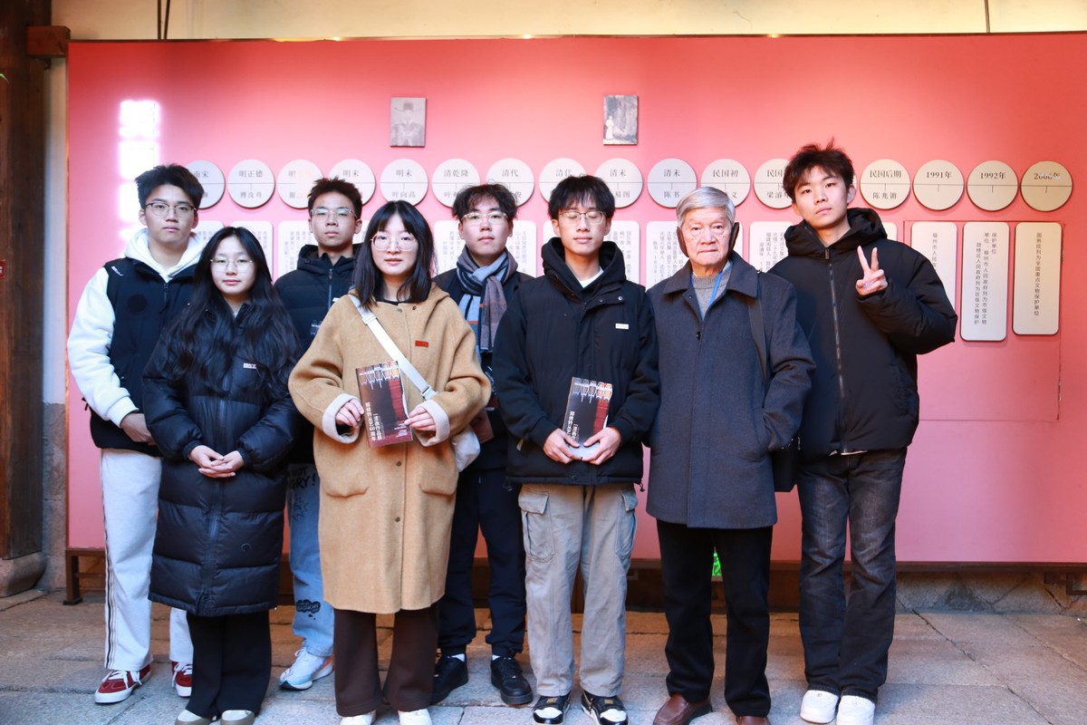 <span style='background-color:orange'><span style='background-color:orange'>http</span></span>s://img2.danews.cc/upload/images/phpmo8oZq