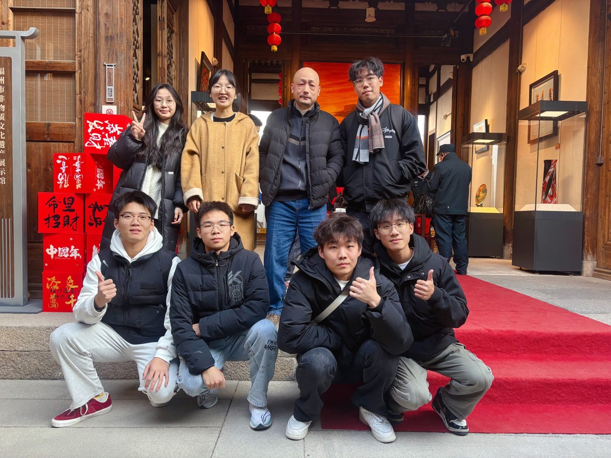 <span style='background-color:orange'><span style='background-color:orange'>http</span></span>s://img2.danews.cc/upload/images/phpTTWmfm