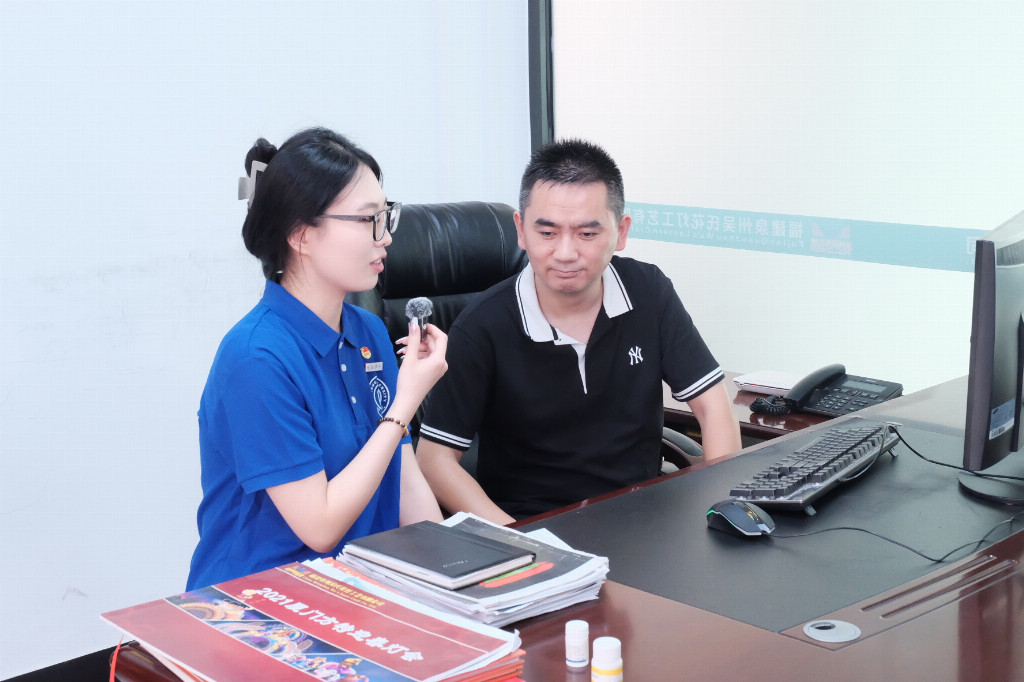 “文脉流芳”队学泉州花灯 解非遗密码承中华文脉